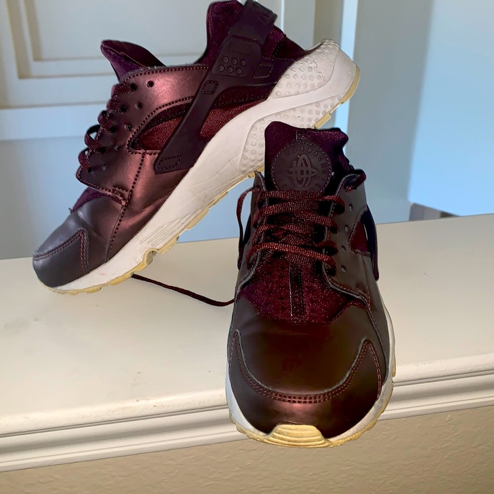 Burgundy Huaraches size 8.5 Women’s.